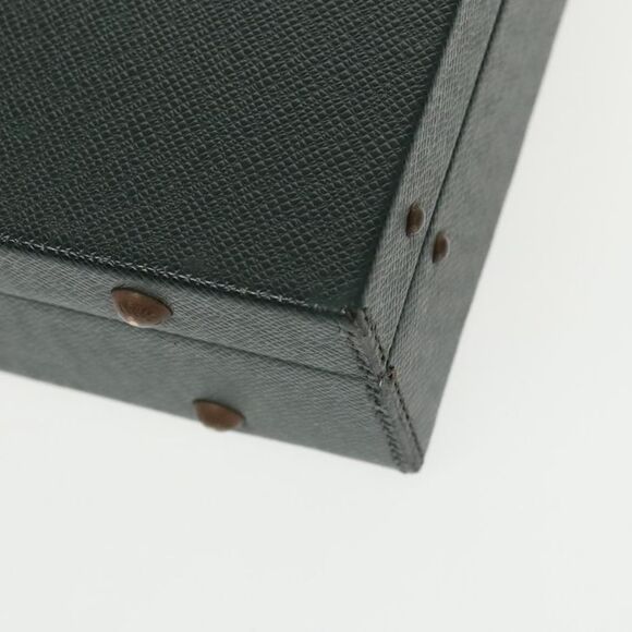 Louis Vuitton Malle Green Leather Travel Bag (Pre-Owned) - Picture 14 of 16